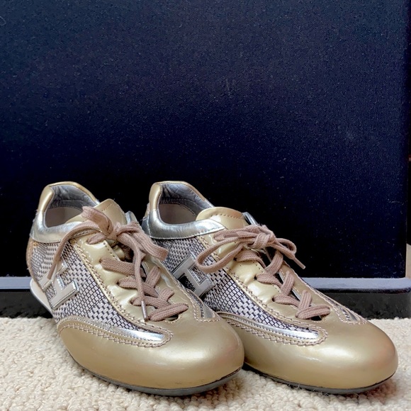 Hogan silver and gold sneakers - Picture 2 of 3